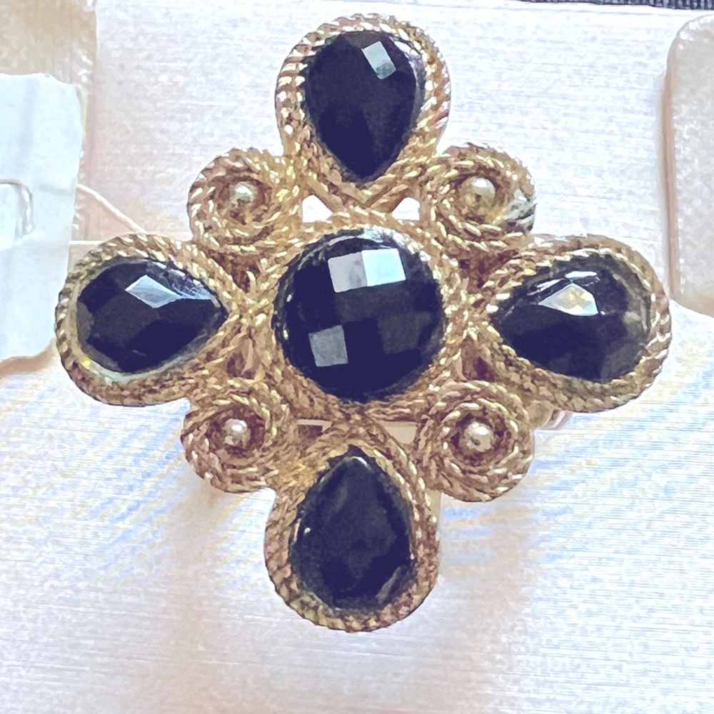 🪘Antique Look Cross Style with Faceted Black Stones ViVl Designer Fashion Ring